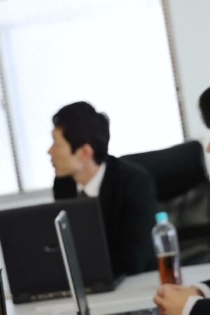 Sếp cũ Kanae: Đêm say tình MEYD-931, cô ấy rên rỉ ‘hãy bắn vào trong em!’