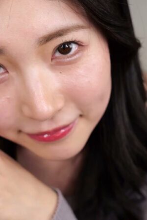 Hikaru Minazuki và BAGR-060: Ánh mắt ma mị khóa chặt, nàng ác quỷ điều khiển từng nhịp rên rỉ đến ướt sũng!