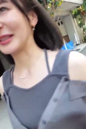 Yuri-chan BEAF-143: Ngất ngây trong cơn cuồng dại, cơ thể rã rời vì quá sướng!