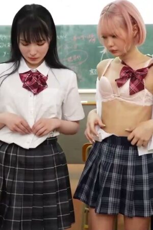Jun Kousui và Ichika Matsumoto HNDS-080: Idol học đường lột sạch, dâng hiến cơ thể ướt át!