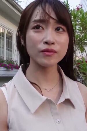 Yuri bùng nổ! Vợ trẻ 26 tuổi khát tình, ướt át quằn quại lên đỉnh trong HMDNV-770!