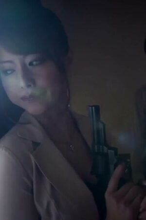 Akiho Yoshizawa SOE-438: Nàng đặc vụ ướt sũng, âm mưu dâm đãng kích thích tột độ!