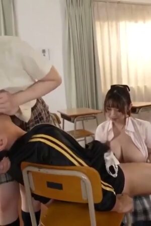 MIAA-557: Miso Mizuhara Ena Koume: Cô giáo dâm đãng vã mồ hôi, “chơi” 10 nháy sau giờ học!
