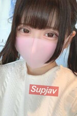 Miku-chan (FC2-PPV-3188920): nữ sinh áo tắm e ấp vật lộn trên giường, rên siết đến thăng hoa tột độ!